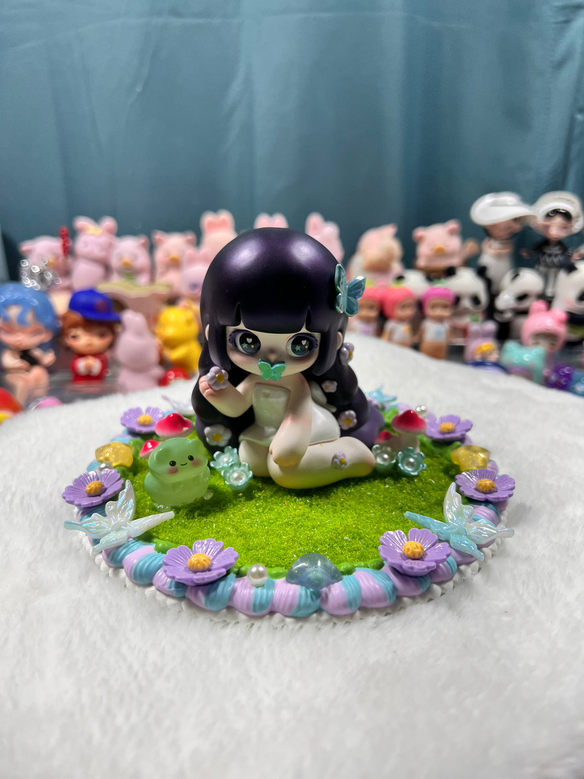 Liita Butterfly Display/ Phone Stand